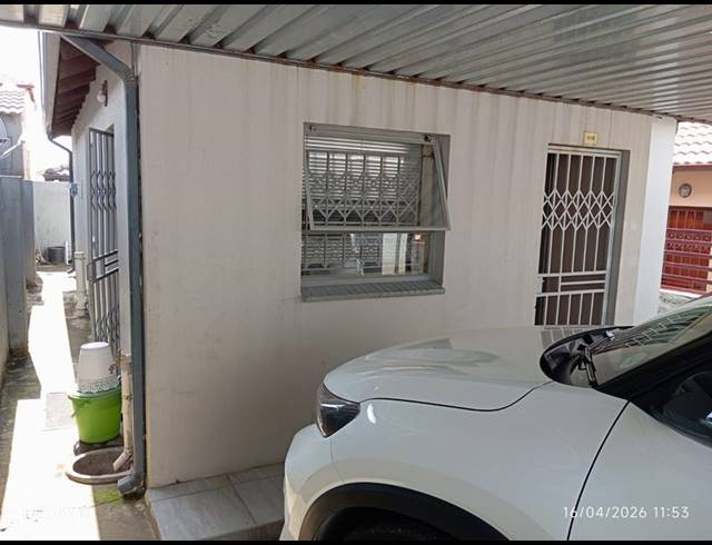 2 BEDROOM HOUSE FOR SALE IN CLAYVILLE